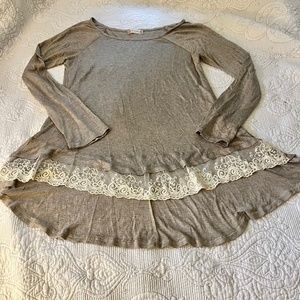 Altar’d long sleeve top